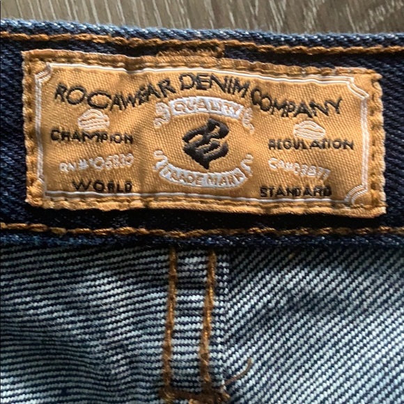 RocaWear Denim Company 5 Pkt Flat Front Shorts W40 - Picture 4 of 10